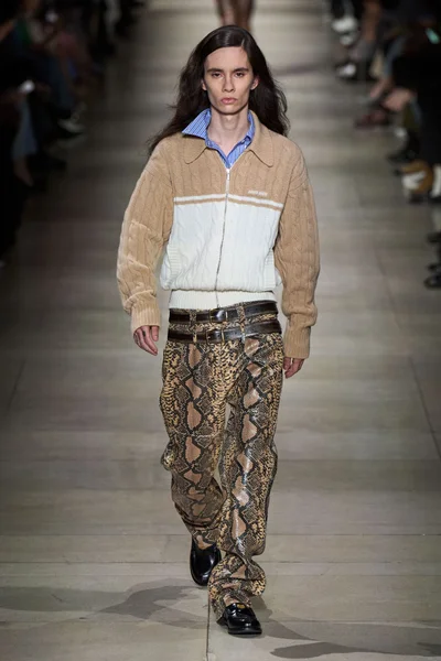 Look 34